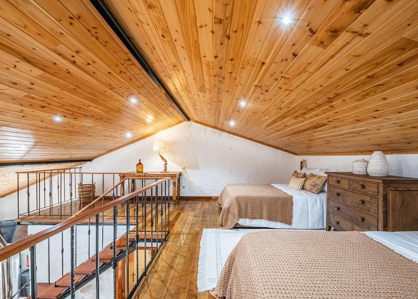 Madeira Region Santana Room