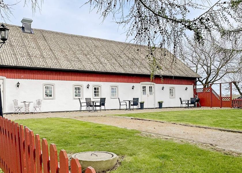 Skåne County Skivarp Exterior Detail