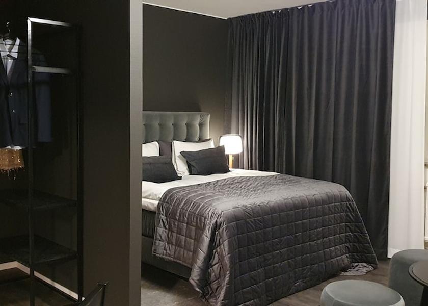 Skåne County Bromolla Room