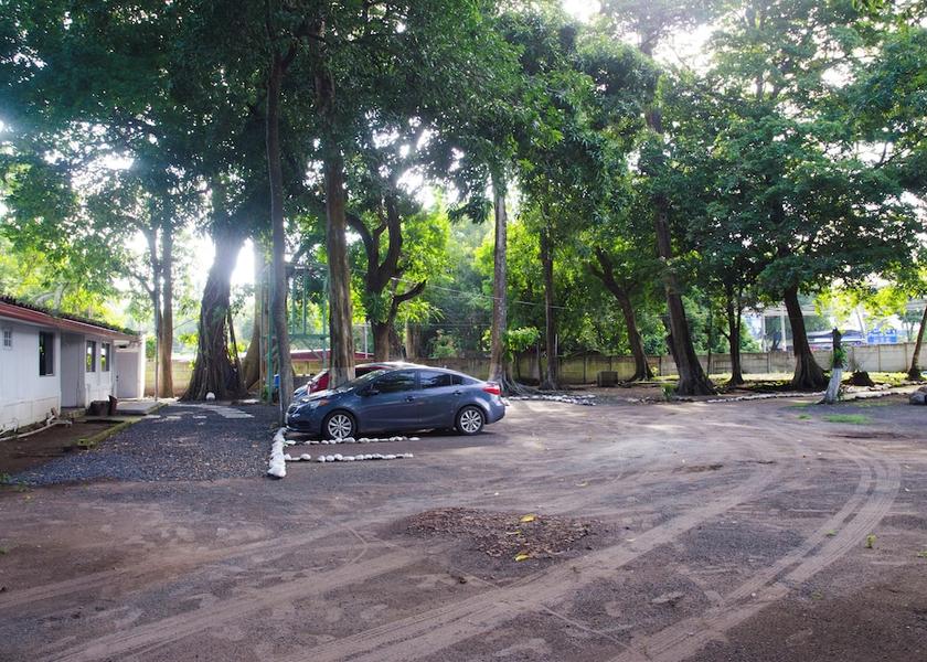 San Salvador (department) Tamanique Interior Entrance