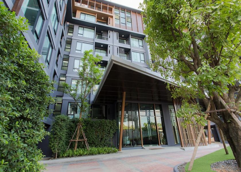 Phuket Choeng Thale Exterior Detail