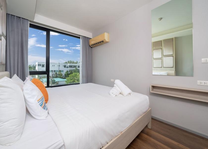 Phuket Choeng Thale Room