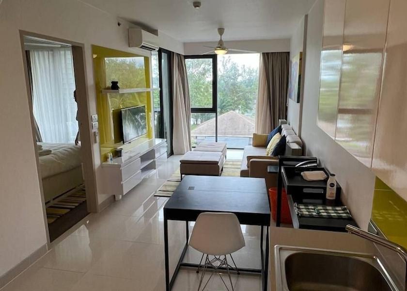 Phuket Choeng Thale Living Area