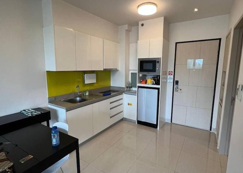 Phuket Choeng Thale Kitchen