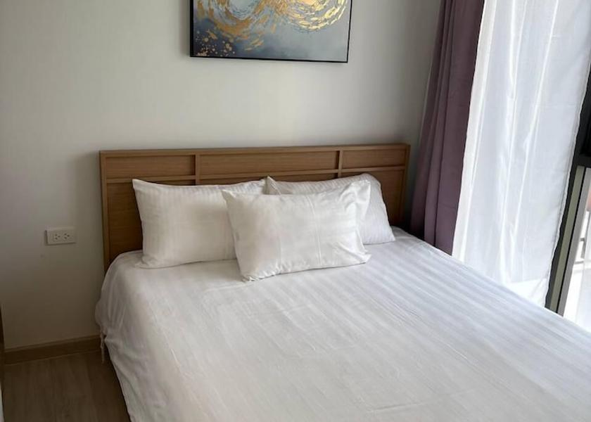 Phuket Choeng Thale Room