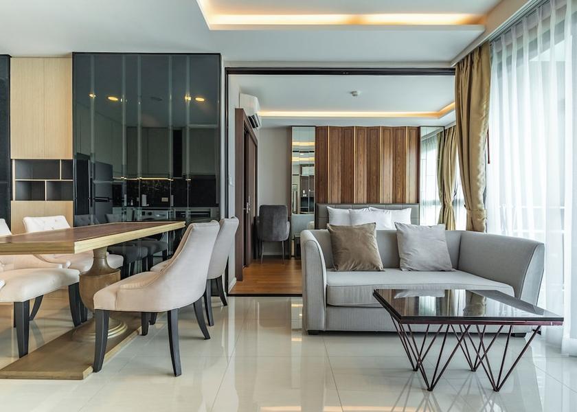 Phuket Choeng Thale Interior Entrance