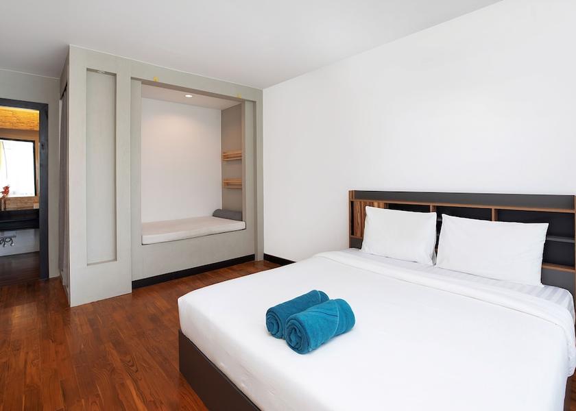 Phuket Choeng Thale Room