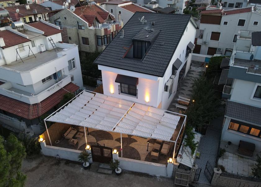 Izmir Dikili Exterior Detail