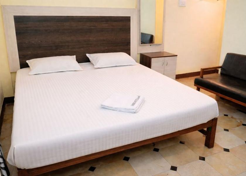 Tamil Nadu Tiruvannamalai Deluxe Room