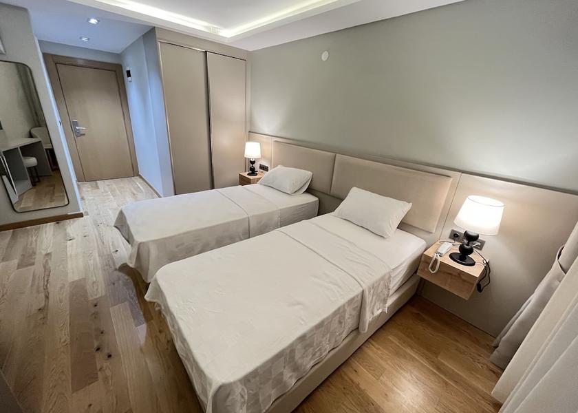 Çanakkale Ezine Room