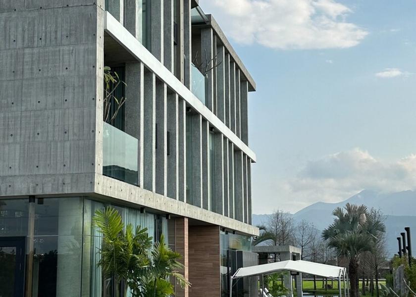 Yilan County Dongshan Exterior Detail