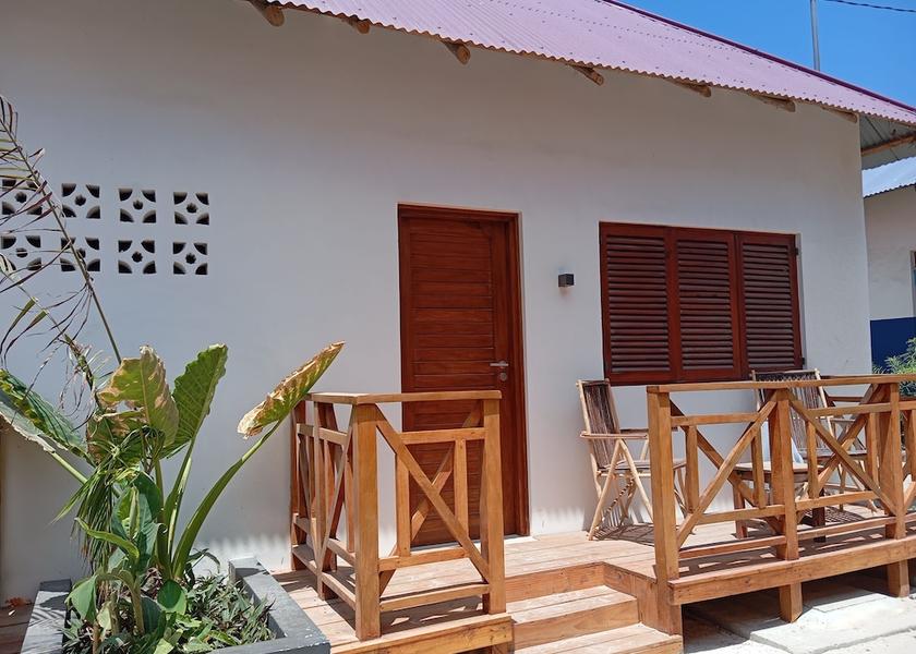  Nungwi Terrace/patio