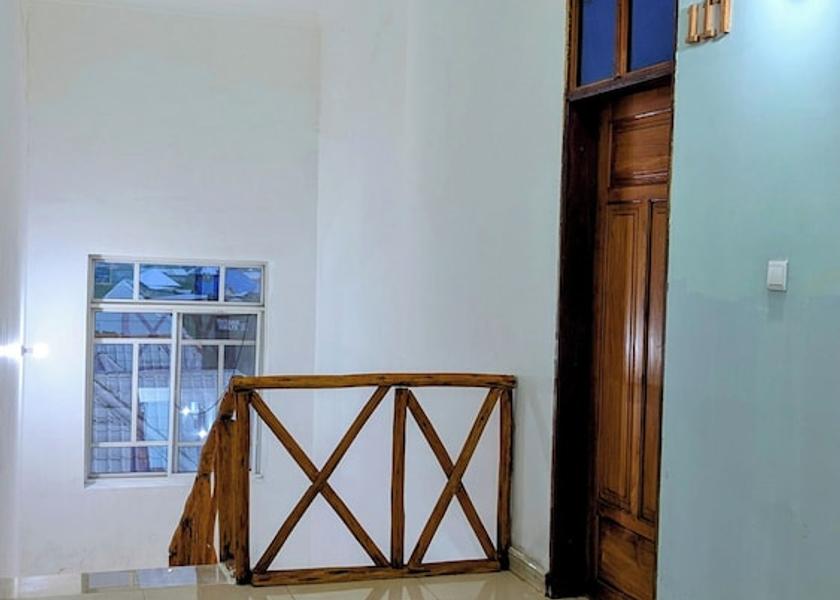  Nungwi Interior Entrance