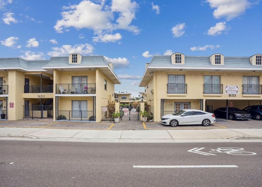 Florida Redington Beach Exterior Detail