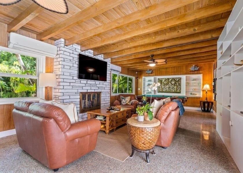 Florida Vero Beach Interior Entrance