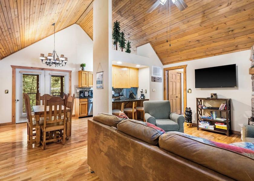 Missouri Branson West Living area