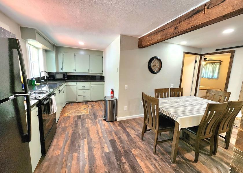 California Shaver Lake Room