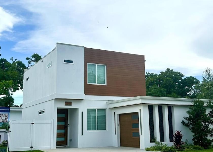 Florida Sarasota Exterior Detail