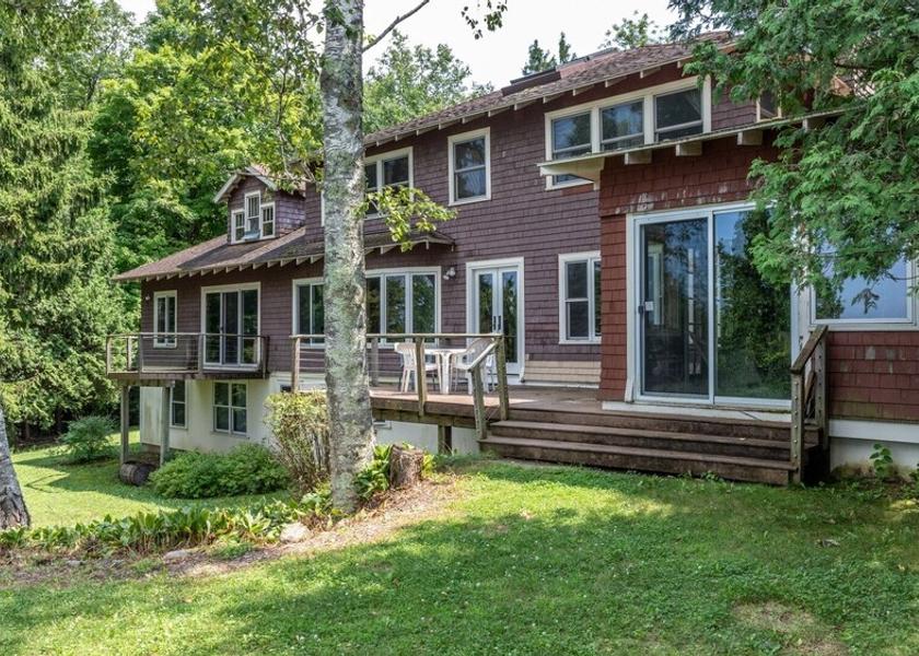 Vermont Shelburne Exterior Detail