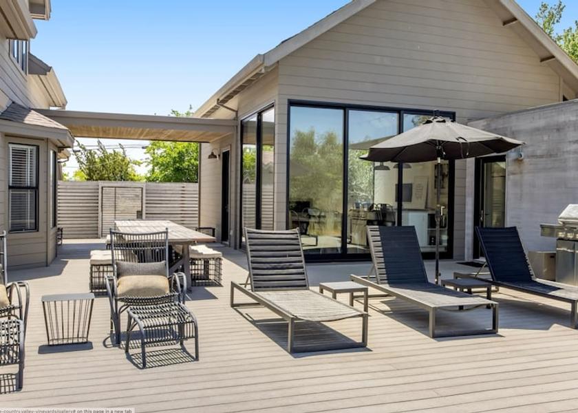California Geyserville Room