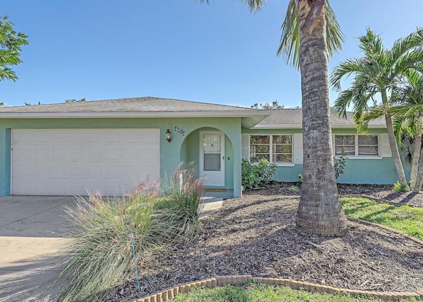 Florida Sarasota Exterior Detail