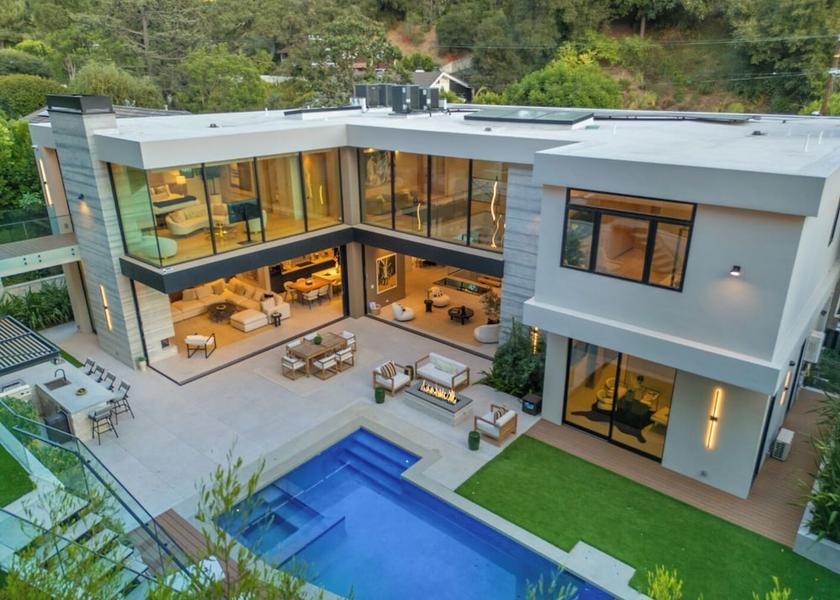 California Beverly Hills Exterior Detail