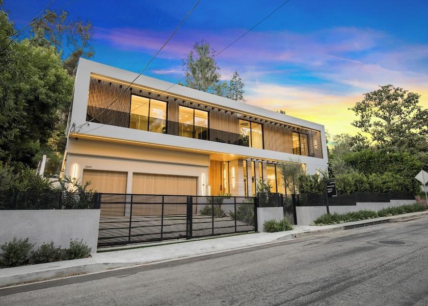California Beverly Hills Exterior Detail