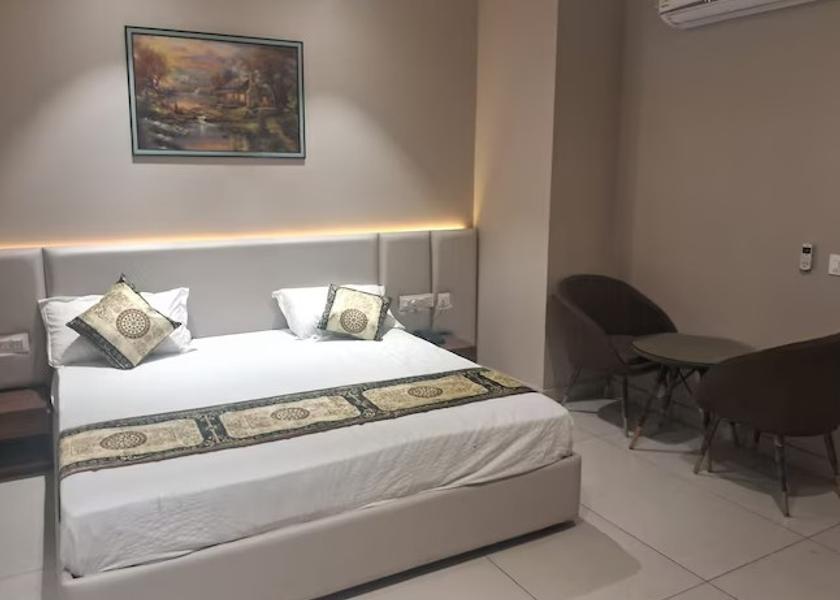 Punjab Ludhiana EXECUTIVE ROOM