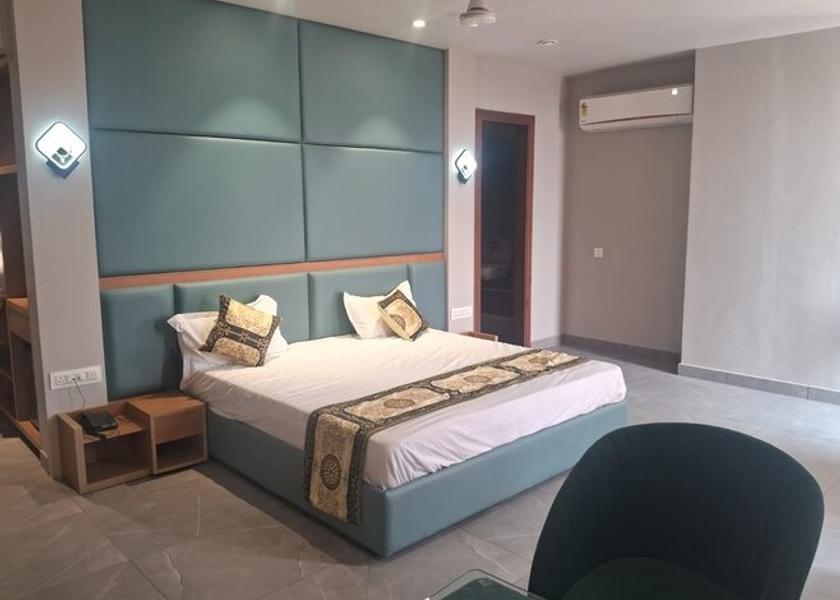 Punjab Ludhiana PREMIUM ROOM WITH BATHTUB