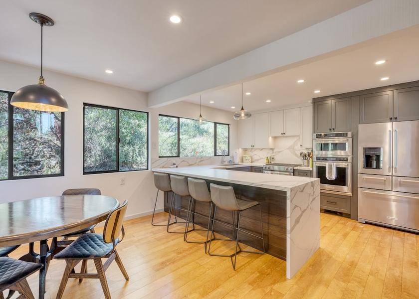 California Kenwood Room