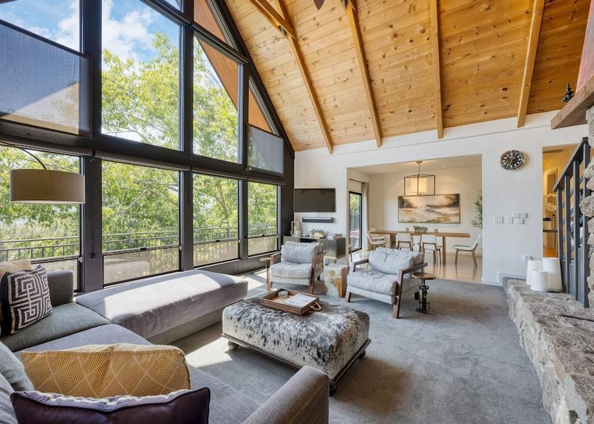 California Kenwood Room