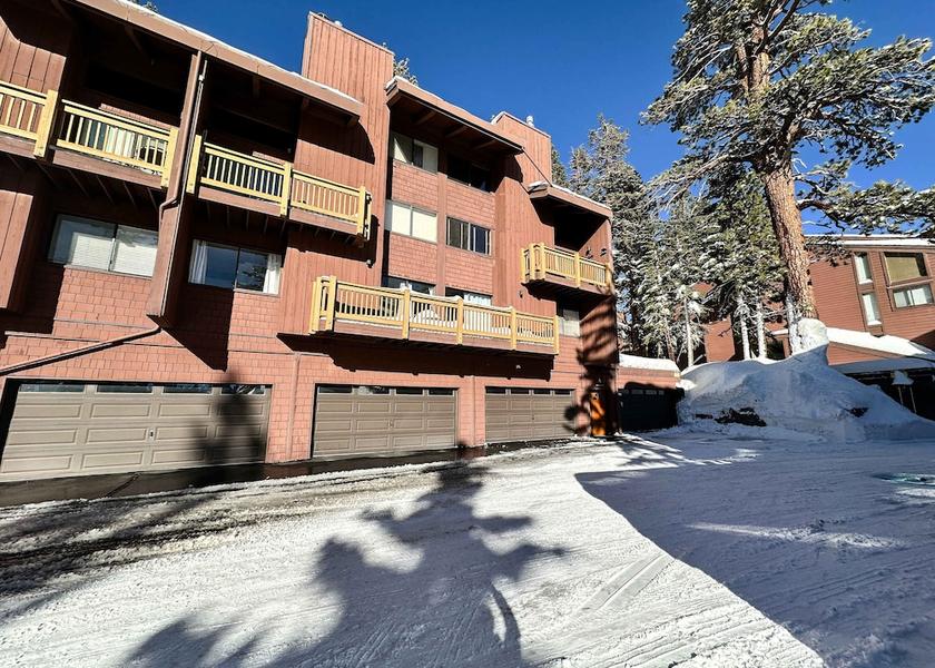 California Mammoth Lakes Exterior Detail