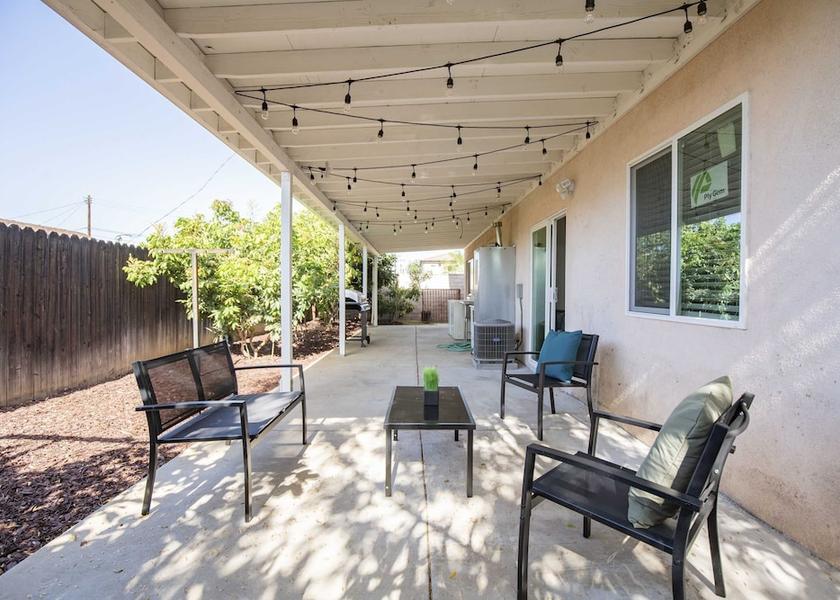 California Rosemead Room