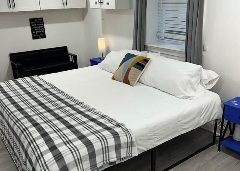 North Carolina Winston-Salem Room