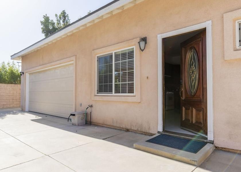 California Rosemead Exterior Detail