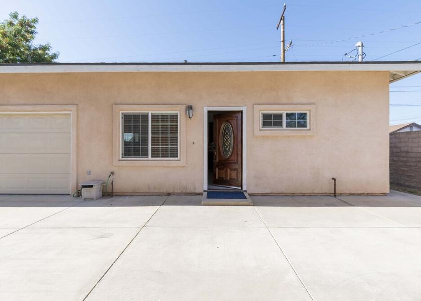 California Rosemead Exterior Detail