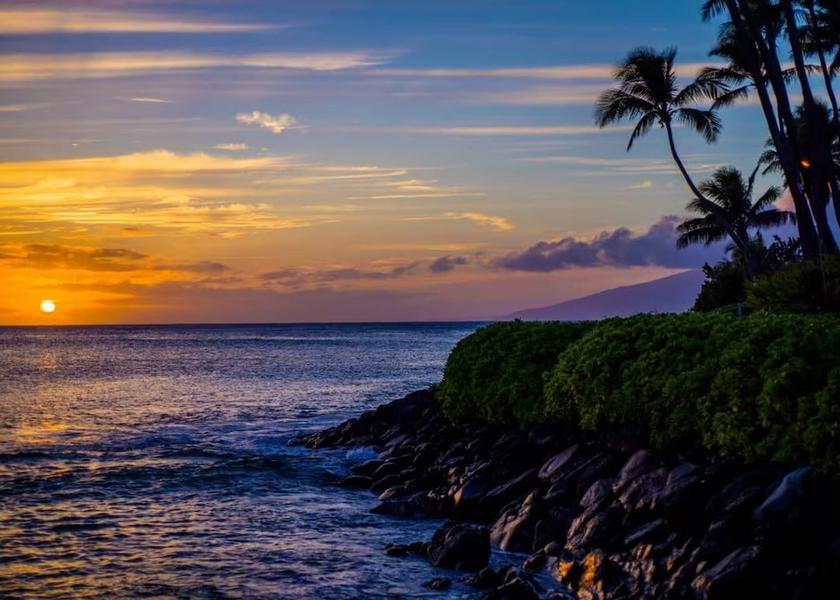 Hawaii Lahaina Exterior Detail