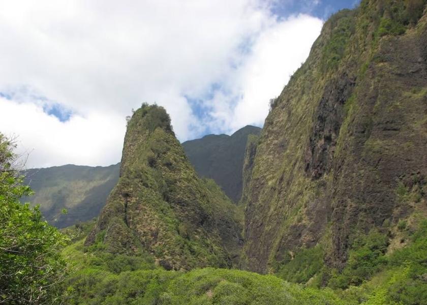 Hawaii Lahaina Exterior Detail