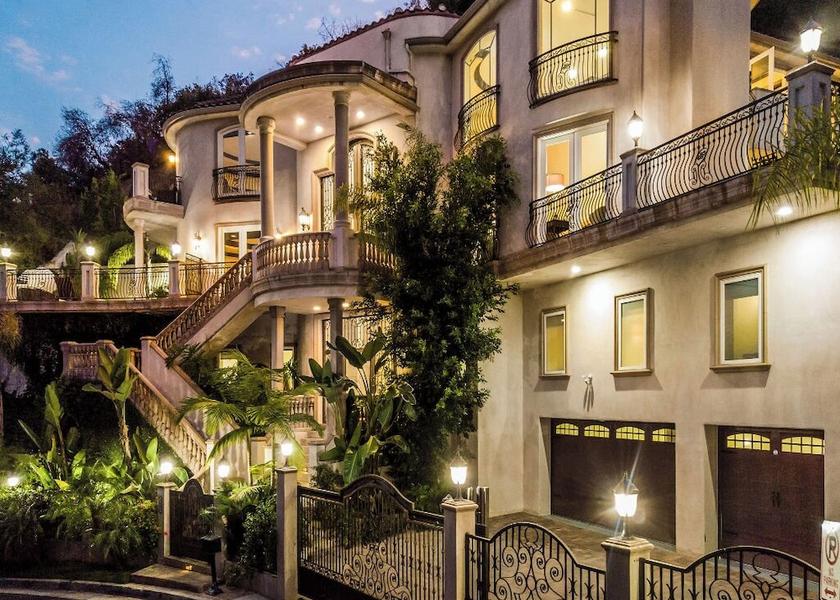 California Beverly Hills Exterior Detail
