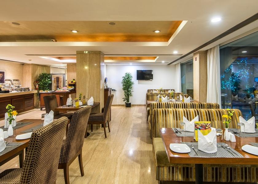 Maharashtra Pune Food & Dining
