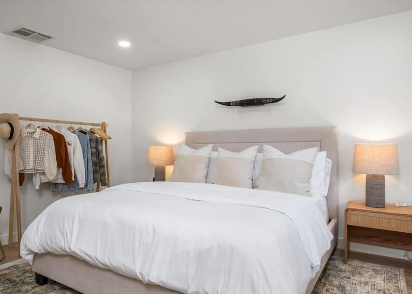 California Redondo Beach Room