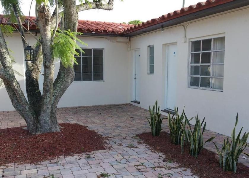 Florida Dania Beach Exterior Detail