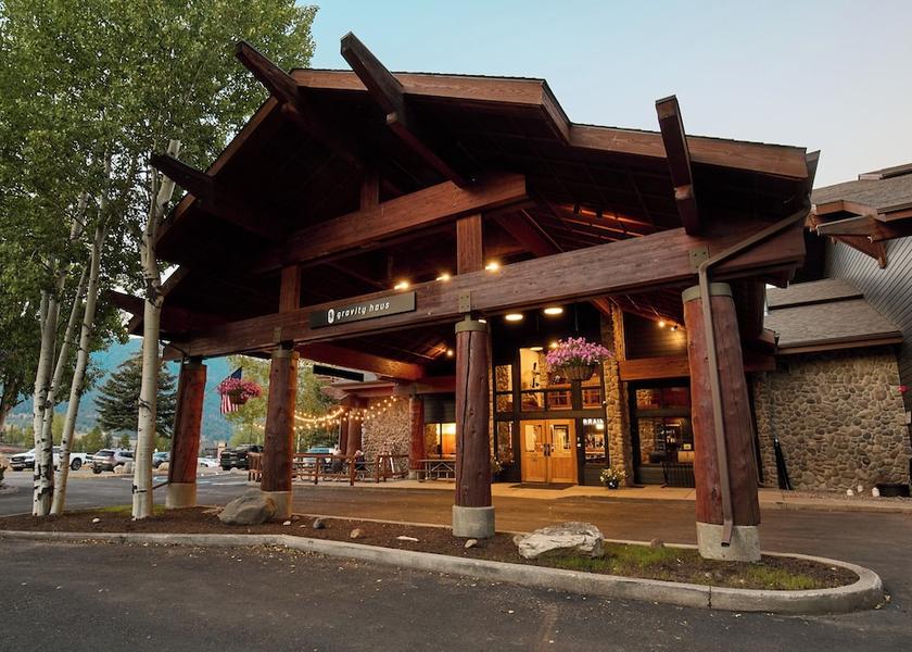 Montana Big Sky Exterior Detail