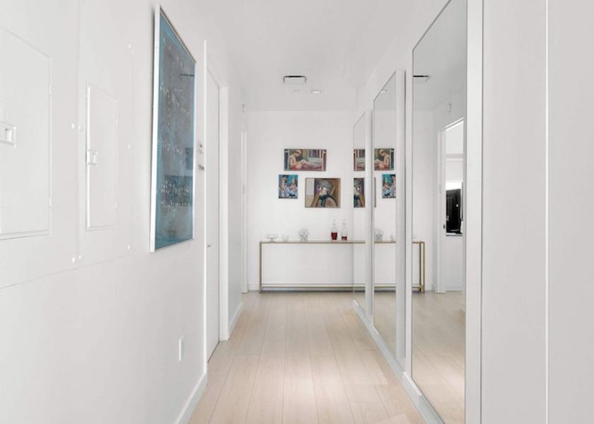 New York New York Interior Entrance