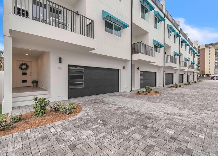 Florida Madeira Beach Exterior Detail