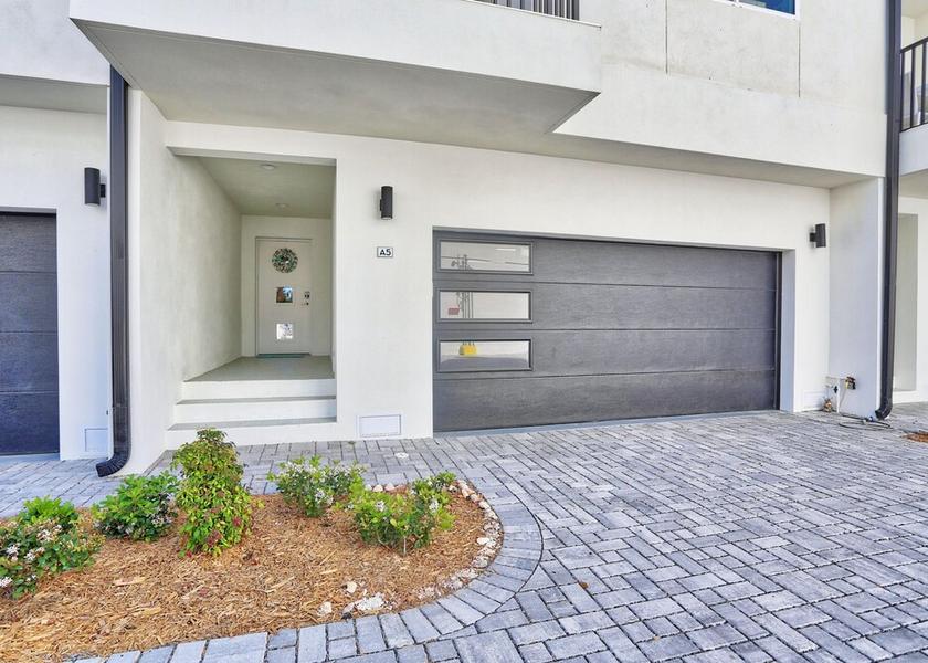 Florida Madeira Beach Exterior Detail