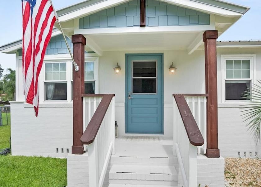 Florida Satsuma Room