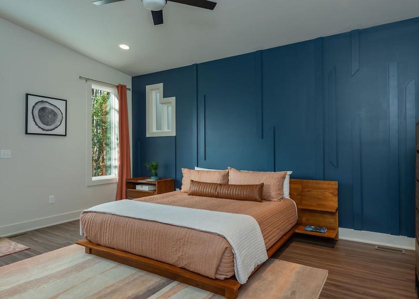 North Carolina Pisgah Forest Room