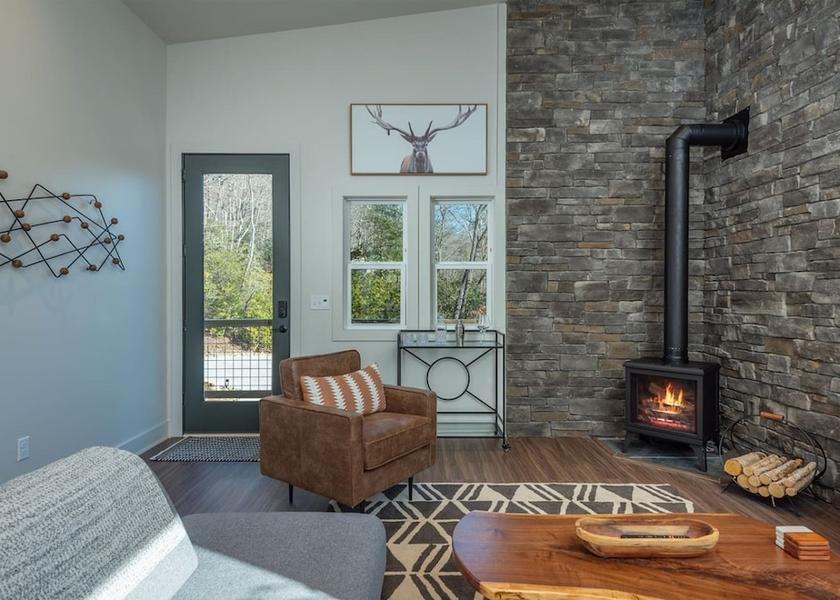 North Carolina Pisgah Forest Room