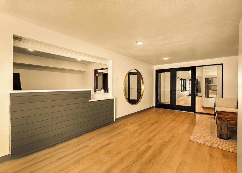 Washington Renton Reception